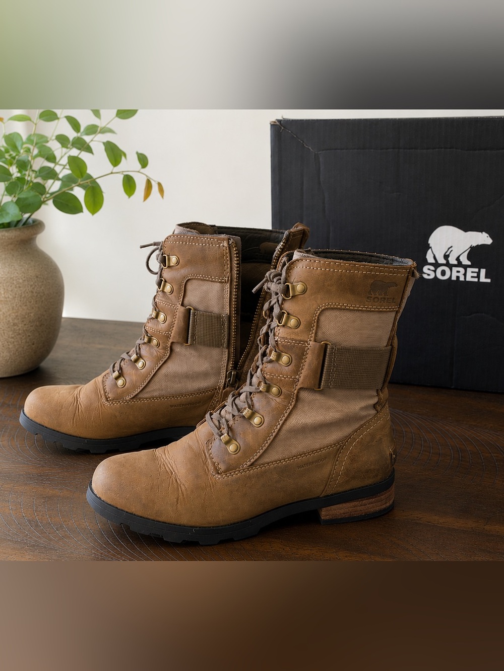 Sorel Emelie Conquest Waterproof Combat Boots — Women’s 8 — Major Brown